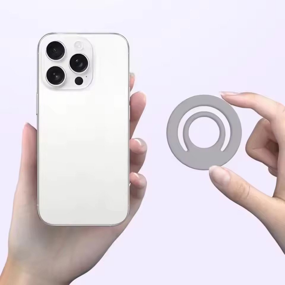 Magnetische Siliconen Stand Vi - Phone Accessories Useful recensie en prijs