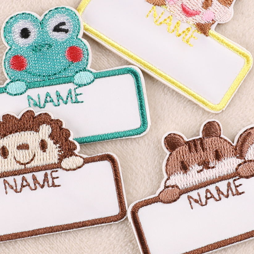 10 stuks naambadges borduurpat - Phone Accessories And Names recensie en prijs