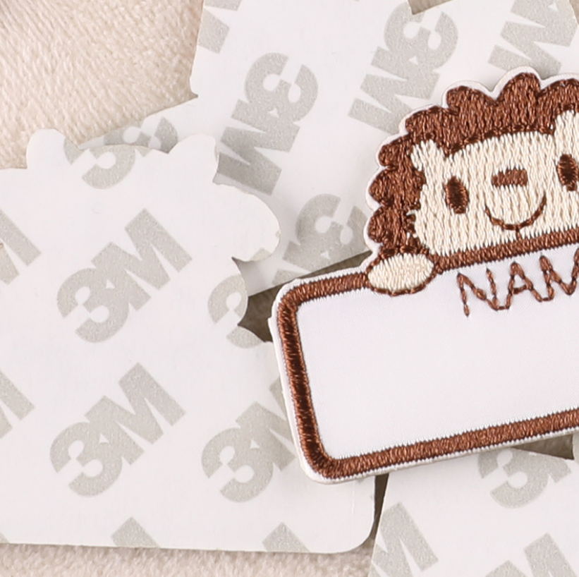 10 stuks naambadges borduurpat - Phone Accessories And Names recensie en prijs