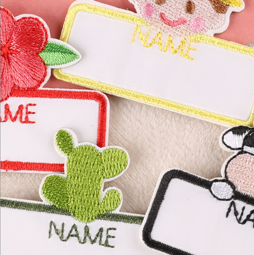 10 stuks naambadges borduurpat - Phone Accessories And Names recensie en prijs